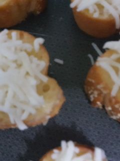 صورة لوصفة خبز بالثوم 🍞🍽