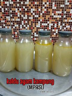 Foto resep Kaldu ayam kampung (MPASI)