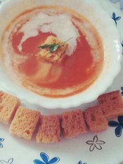 गाजर और टमाटर सूप (Carrot and tomato soup recipe in hindi) रेसिपी मुख्य फोटो