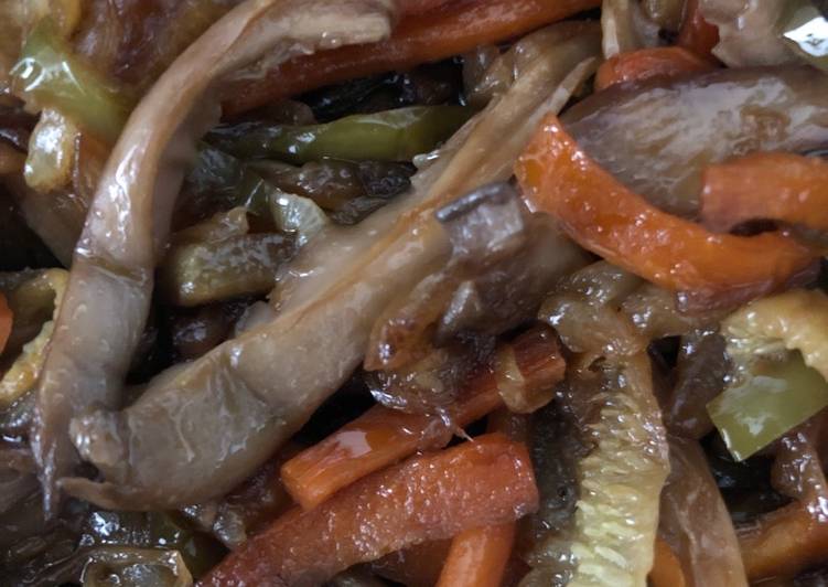 Verduras con setas y salsa de soja