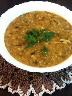 عکسی از دستور سوپ عدس و قارچ