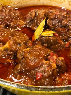 A picture of Rabo Encendido (Cuban Style Oxtail Stew).