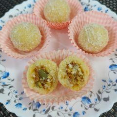 Rakhi Special - Coconut Ladoo with Gulkand-Dryfruits Stuffing A picture of Rakhi Special - Coconut Ladoo with Gulkand-Dryfruits Stuffing.