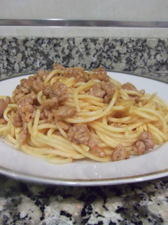 Una foto de Espaguettis con carne picada