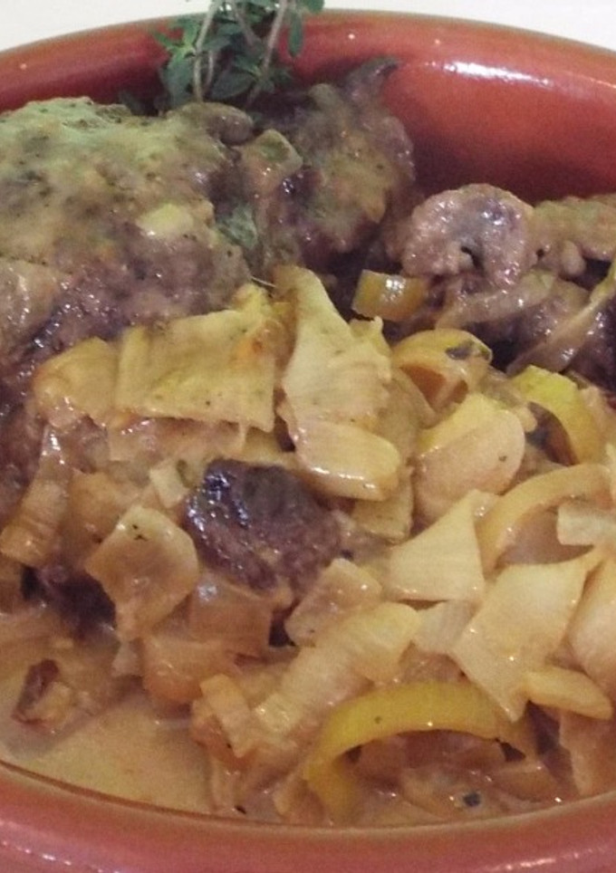 Una foto de Carrillada de vacuno con Pedro Ximénez
