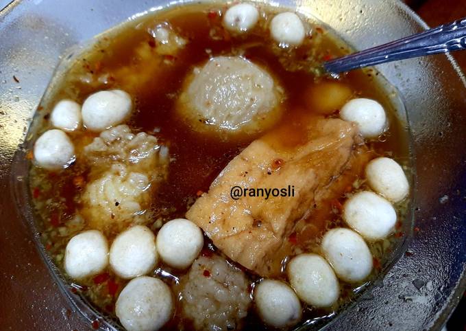 33. Kuah bakso