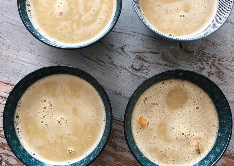 La façon simple de faire des recettes Soupe de moules au curry spécial