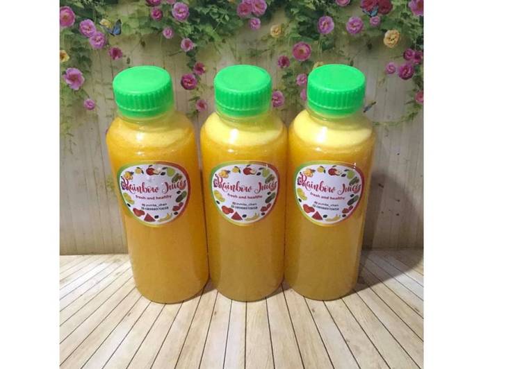 Cara Gampang Membuat Diet Juice Pineapple Turmeric Orange Apple yang Enak