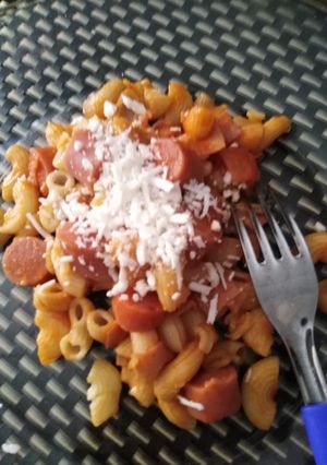 Una foto de Pasta con guajillo