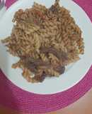 Fideos saltados criollos