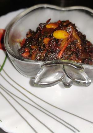 লাল শাক ভাজা (Lal sak vaja receipe in Bengali) রেসিপির প্রধান ছবি