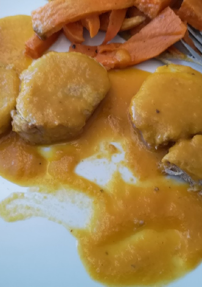 Una foto de Solomillo de cerdo en salsa
