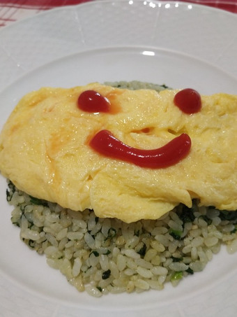 Cara Gampang Menyiapkan Omurice Spinach Fried Rice (Omurice Nasi Goreng Bayam) yang Bisa Manjain Lidah