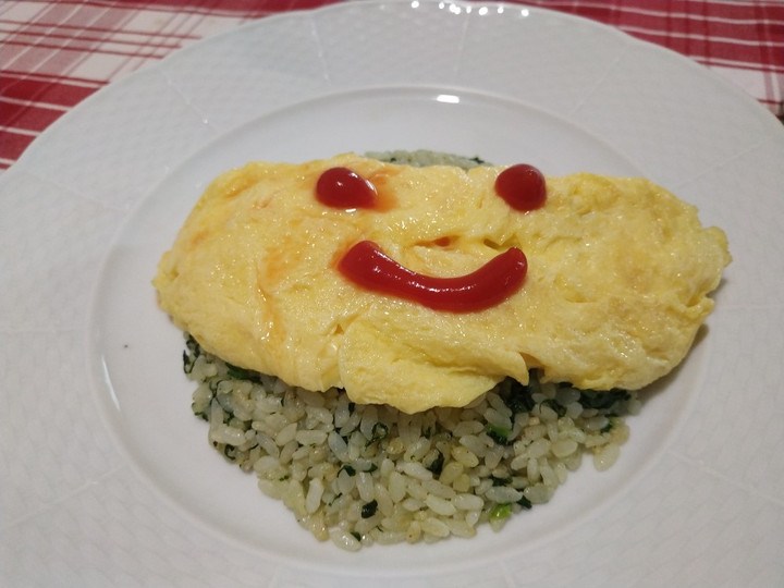 Cara Gampang Menyiapkan Omurice Spinach Fried Rice (Omurice Nasi Goreng Bayam) yang Bisa Manjain Lidah