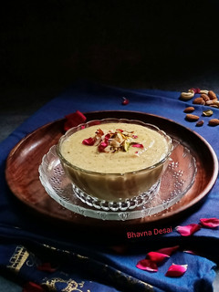 બ્રેડ રબડી.(Bread Rabdi Recipe in Gujarati) રેસીપી મુખ્ય ફોટો