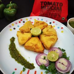 A picture of Mexican nachos pakora.