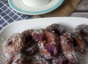 Gambar Kuih keria keledek ungu