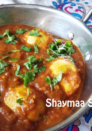A picture of Egg curry masala.
