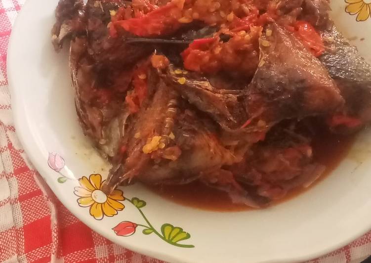 Balado ikan tongkol