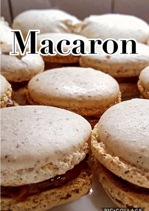 Una foto de Macarons💛