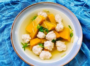 Hình của món Canh Bí Đỏ Thịt Viên Cho Bé.