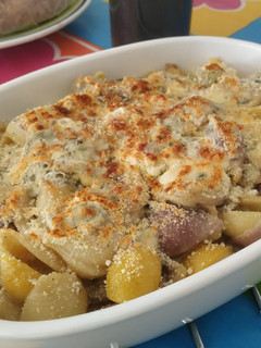 Una foto de Pasta con champiñones y salsa de queso