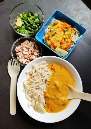 A picture of Khau sway.