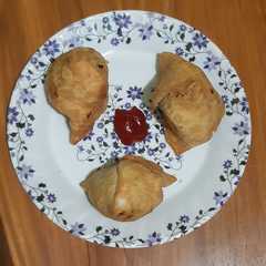 সিঙ্গারা (Samosa in Bengali Recipe)-レシピのメイン写真