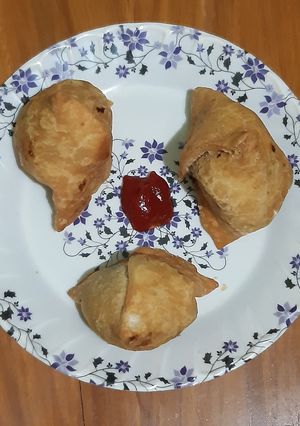সিঙ্গারা (Samosa in Bengali Recipe) রেসিপির প্রধান ছবি