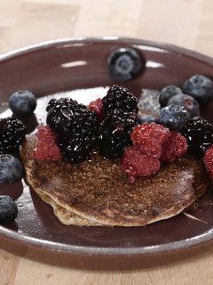 Una foto de Pancakes de avena - Kit Crêpes & Pancakes | Lékué