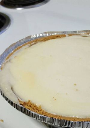 A picture of Dad's double layered Cheesecake.