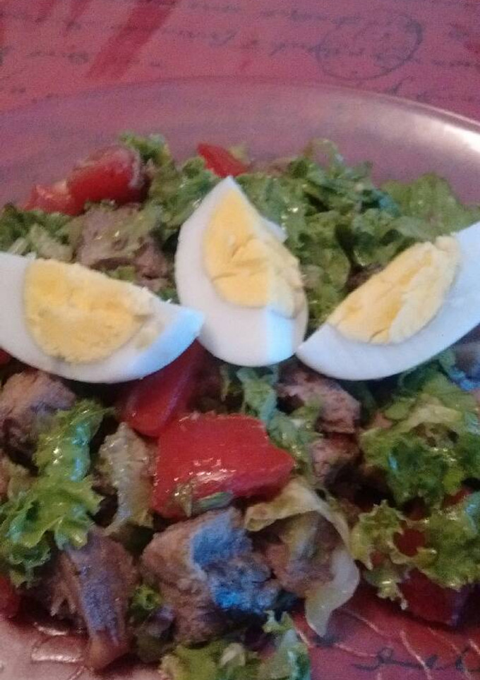 Una foto de Ensalada fácil y rápida 😉😉