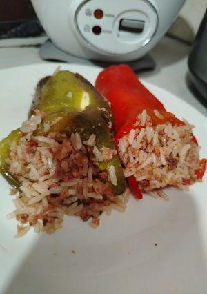 Una foto de Chiles rellenos a mi estilo