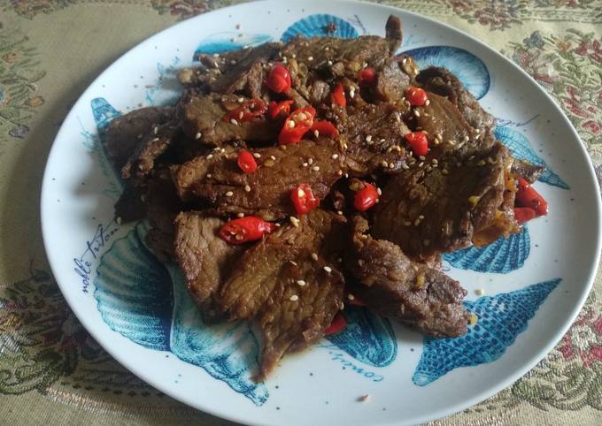 Daging goreng Endes bumbu yoshinoya campur bumbu dendeng😊