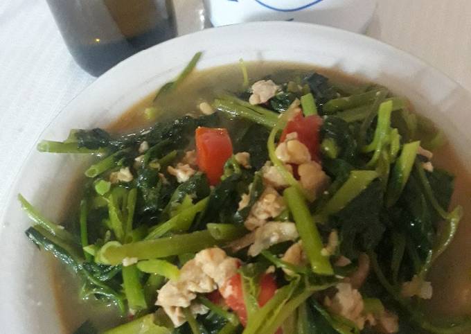 Resep Tumis kangkung tempe yang Enak