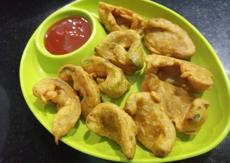 How to Make Favorite Capsicum bhajia