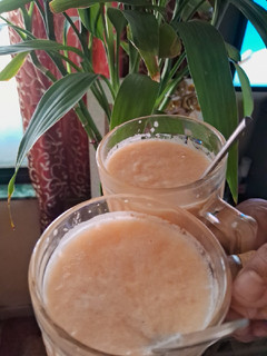 A picture of Musk Melon, coconut, creamy shake.