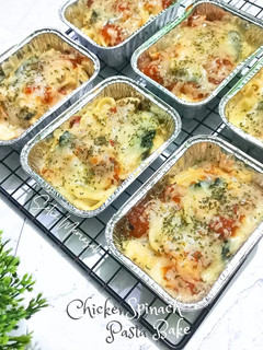Foto resep Chicken & Spinach Pasta Bake