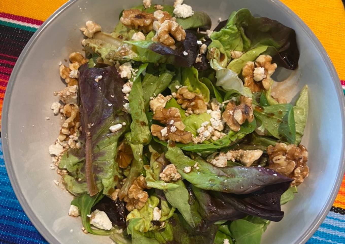 Cheesy Green Salad with Walnut