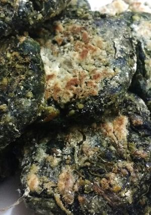 Una foto de Torrijas de espinacas y garbanzos