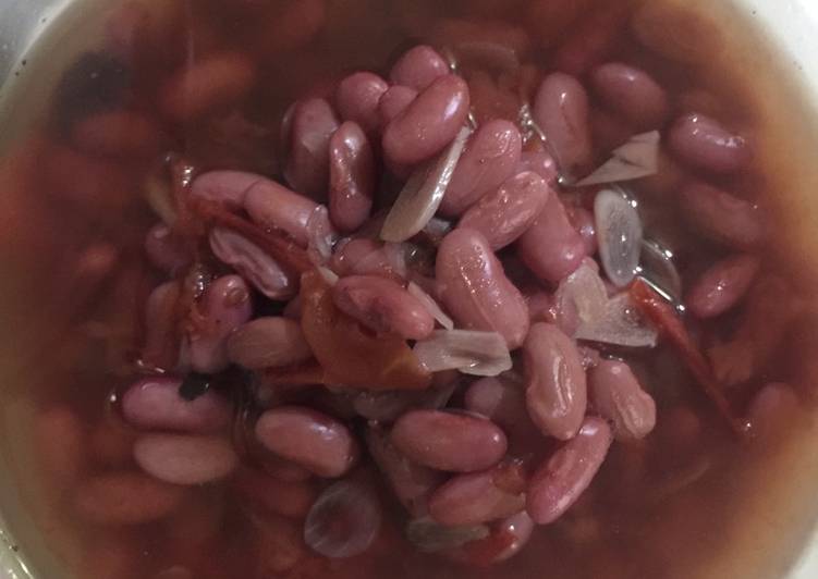Bagaimana Membuat Sup Kacang Merah yang Menggugah Selera