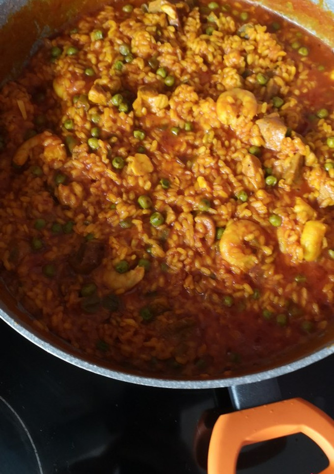 Una foto de Paella mixta