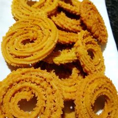 A picture of Wheat chakli.