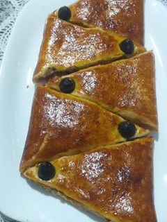 صورة لوصفة بيتزا كوفار بشكل مثلثات