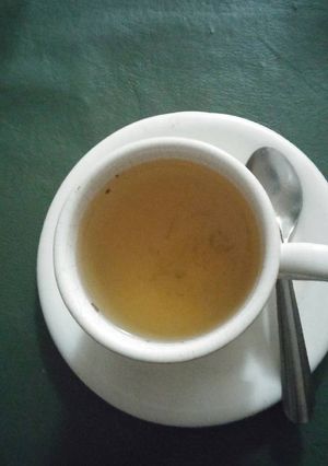 Una foto de Infusión de eneldo, ruda y miel usos varios