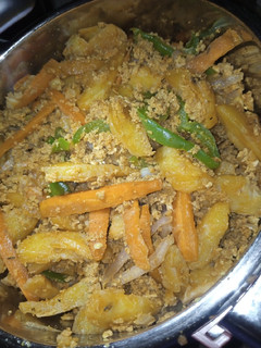 A picture of Stir fried chips omelette.