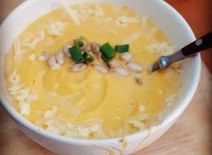 Una foto de Sopa crema de calabazas casera