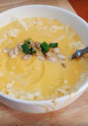 Una foto de Sopa crema de calabazas casera
