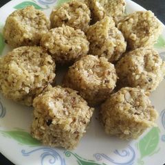 A picture of Chapati Ladoo.