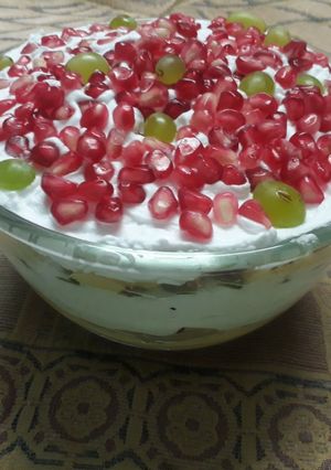 A picture of Trifle custard.